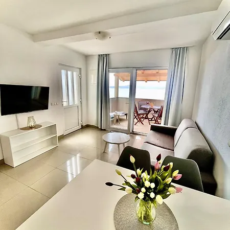 Apartment Katara *