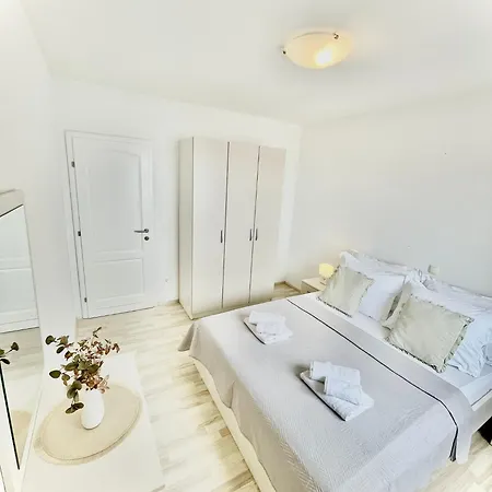 Katara Apartment