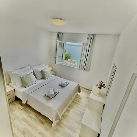 Apartment Katara *